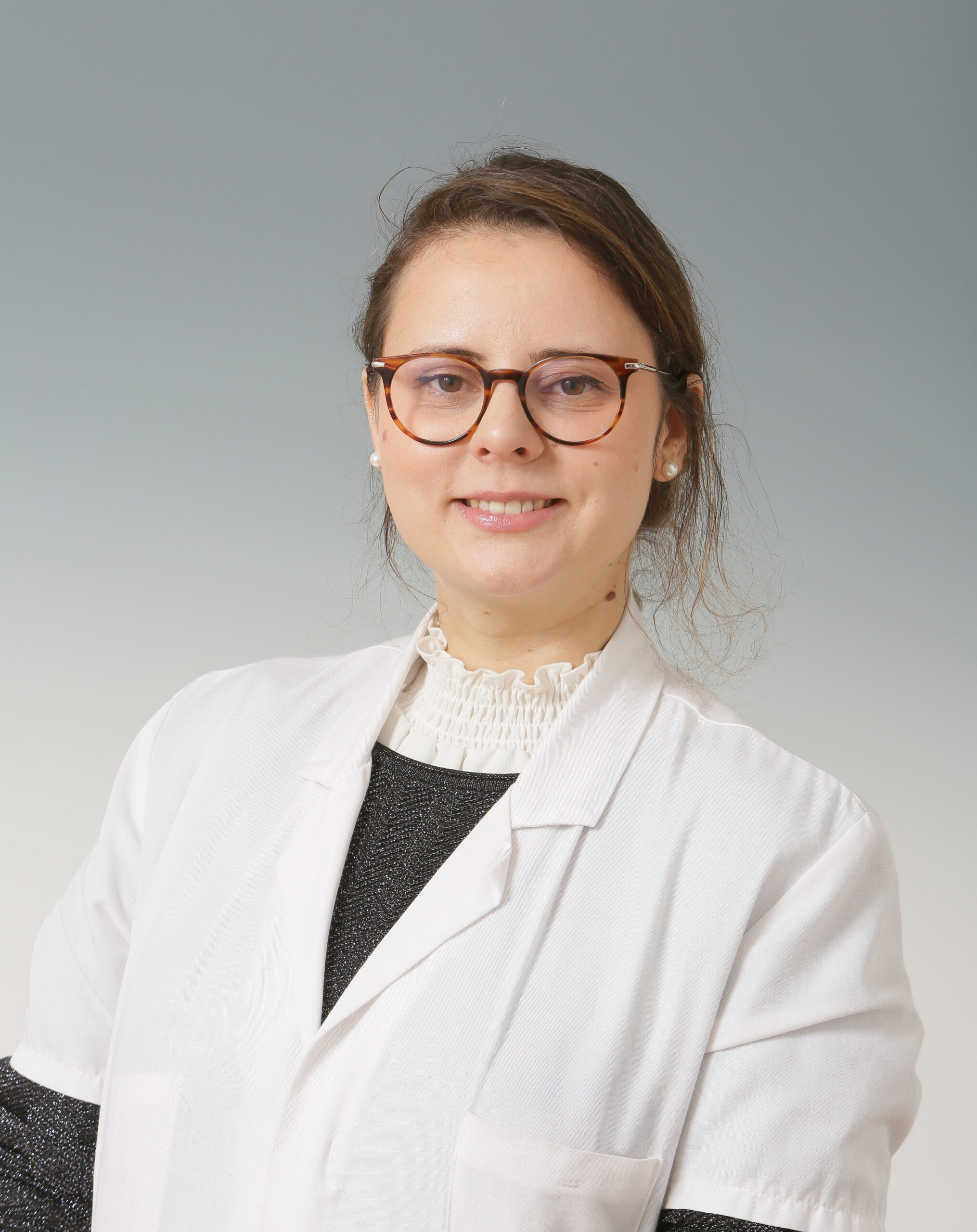 Dr. Melissa Hamdad — Médecin généraliste, Hôpital Foch